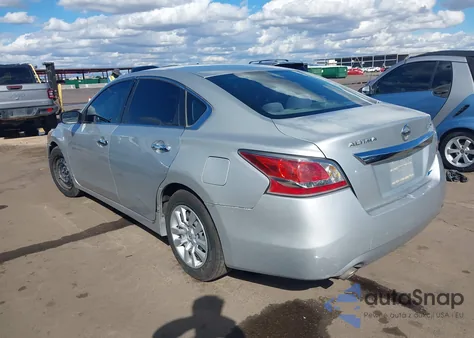 2014 Nissan Altima 2.5/2.5 S/2.5 Sl/2.5 Sv z USA, uszkodzony, nr VIN 1N4AL3AP5EC286352